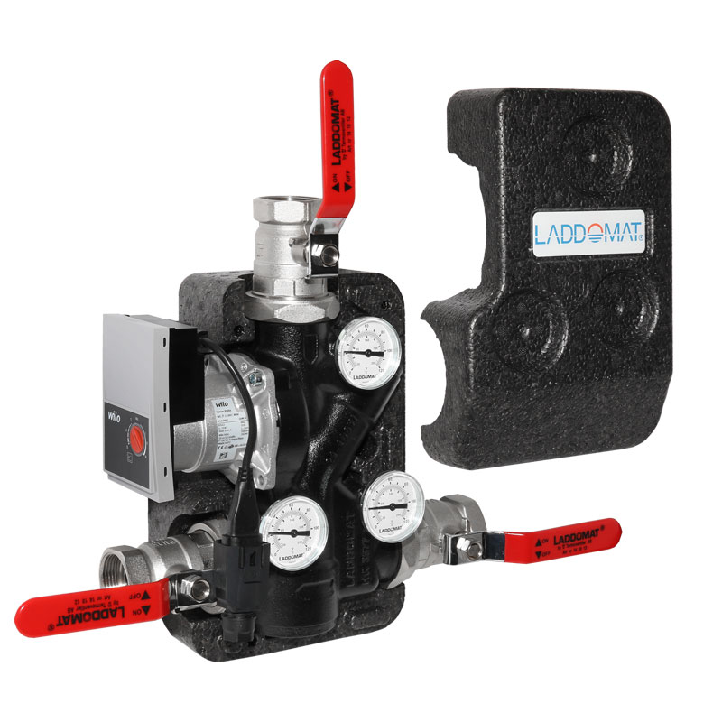 Laddomat 21-100 mit Isolierung und Wilo Yonos Para 25-7/5 63°C 3 x 1 1/4- IG 50 bis 80 kW 11214161
