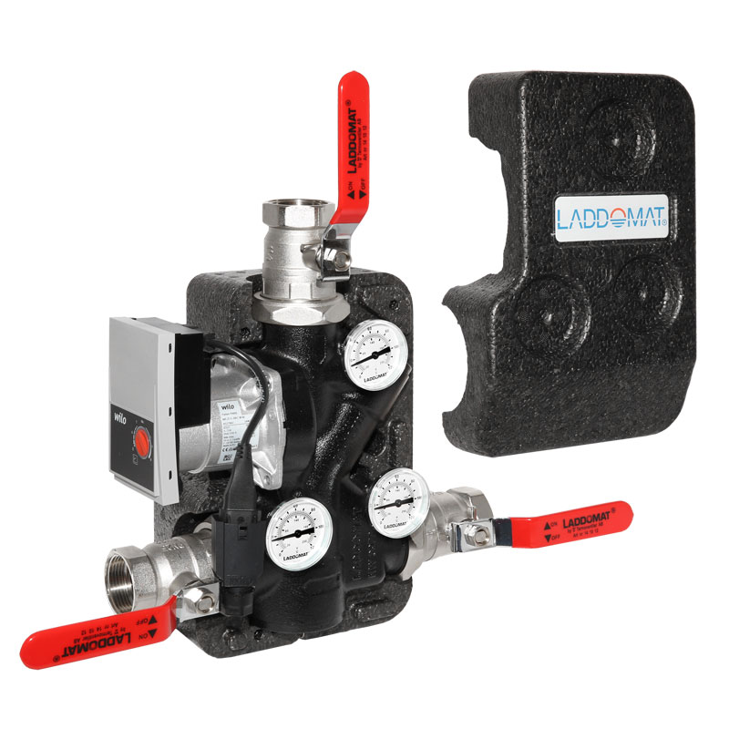 Laddomat 21-100 mit Isolierung und Wilo Yonos Para 25-7/5 72°C 3 x 1 1/4- IG 50 bis 80 kW 11214171