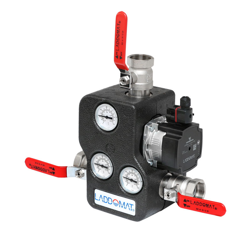 Laddomat 21-60 mit Isolierung und Grundfos UPM3L FLEX 57°C 3x Kugelhähne mit 1 1/4- IG 11267451